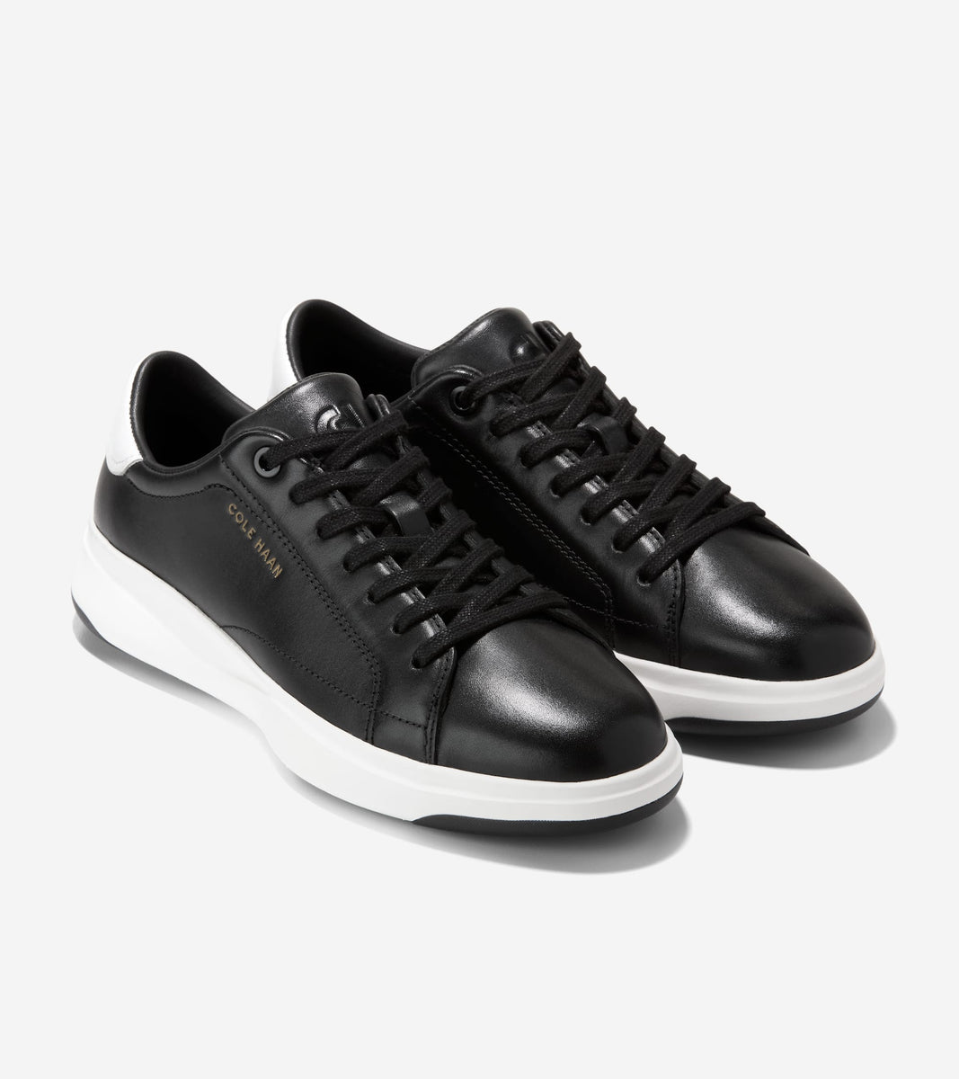 W35499:BLACK/WHITE LEATHER