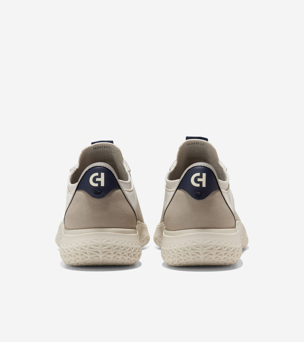 C43170:PALOMA / CH MIDNIGHT MOON / SILVER BIRCH